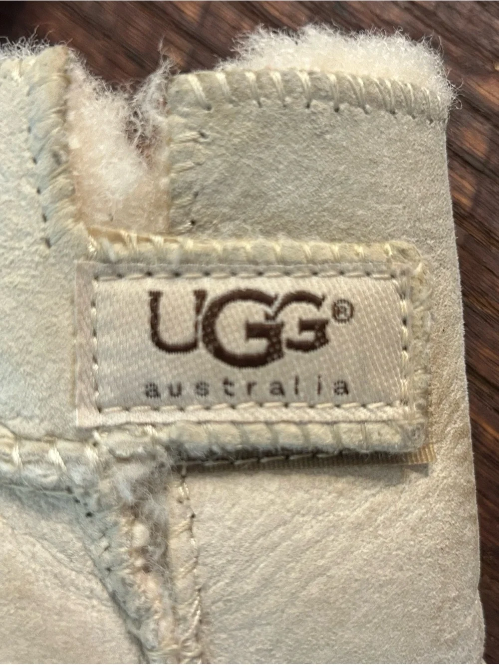 UGG Infant Suede Erin Booties in Cream Shearling Size Small